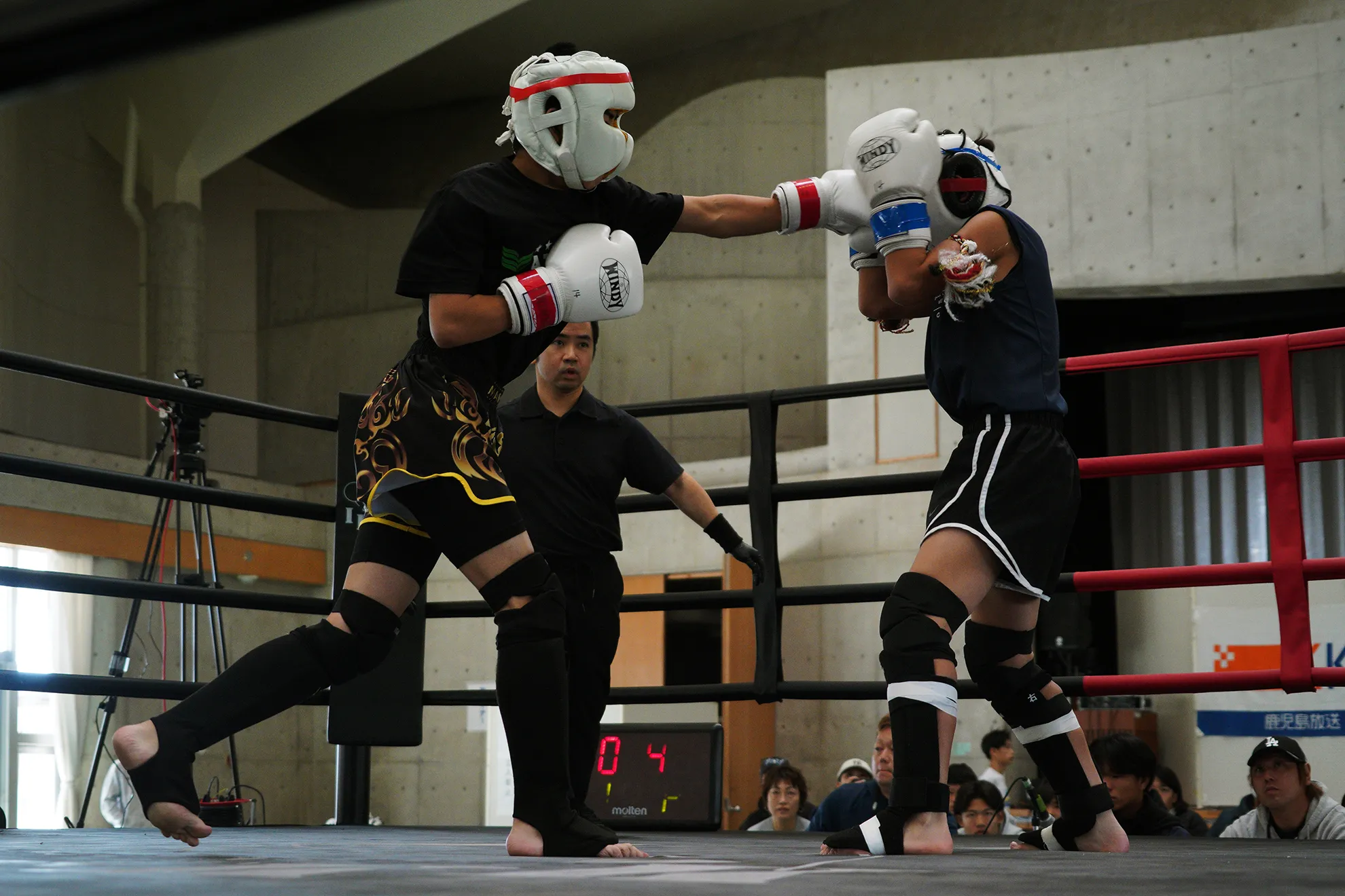 アマチュア試合の様子